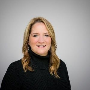 Meet your Posher, Flossie